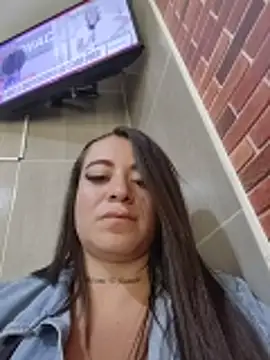 Alona Evans online show from June 5, 10:37 pm