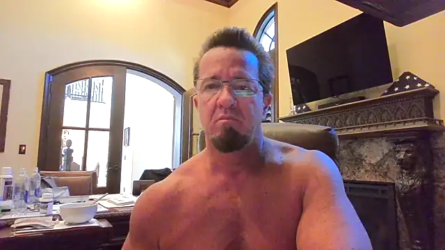 sluttydylan online show from March 5, 6:37 pm