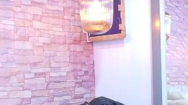 Snapshot of nextdoor_fantasy1 chatting on May 21, 8:27 pm nextdoor fantasy1 online show from May 21, 8:27 pm