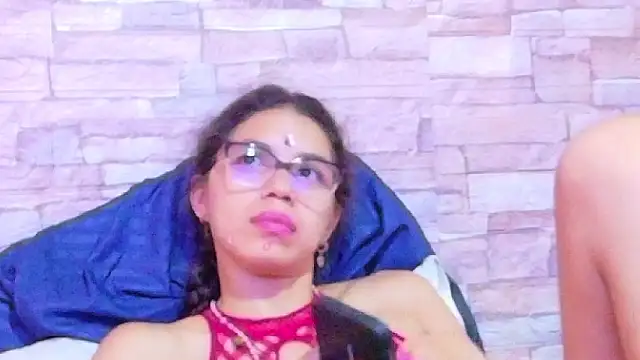 Snapshot of nextdoor_fantasy1 chatting on June 4, 3:18 pm nextdoor fantasy1 online show from June 4, 3:18 pm