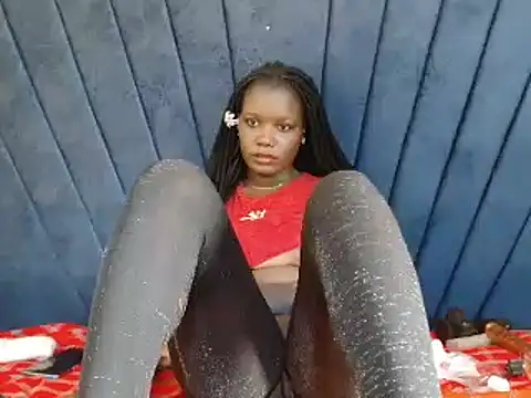 Snapshot of Layla_Amish1 chatting on June 13, 9:07 am Layla Amish1 online show from June 13, 9:07 am