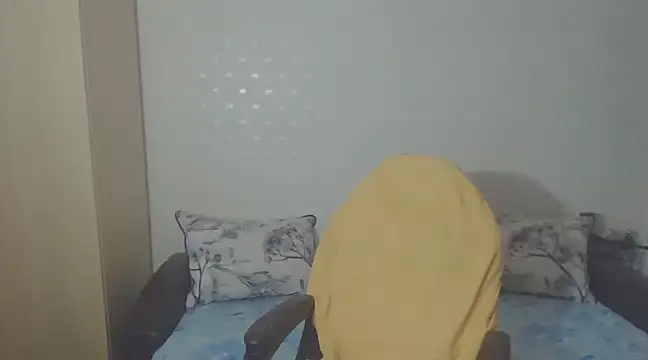 PrinceEagle online show from December 8, 6:28 pm