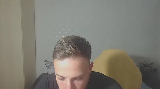 PrinceEagle online show from December 11, 8:28 pm