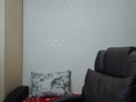 PrinceEagle online show from November 7, 8:31 pm