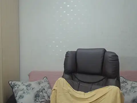 PrinceEagle online show from March 2, 9:21 pm