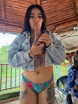 Snapshot of Megan_Thompsonn chatting on July 16, 2:23 pm Megan Thompsonn online show from July 16, 2:23 pm