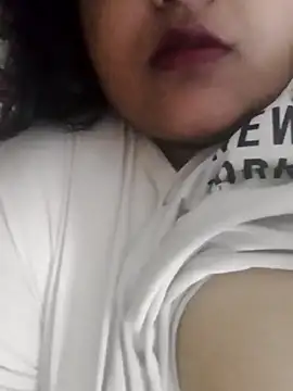 Snapshot of smile_pretty chatting on December 30, 3:57 pm smile pretty online show from December 30, 3:57 pm