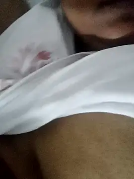 Snapshot of smile_pretty chatting on January 2, 6:45 pm smile pretty online show from January 2, 6:45 pm