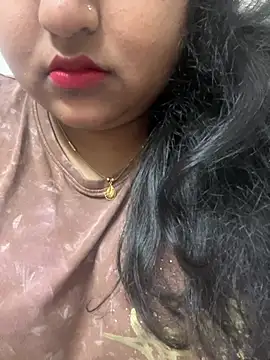 Snapshot of smile_pretty chatting on January 19, 7:04 pm smile pretty online show from January 19, 7:04 pm