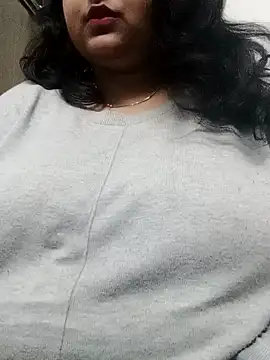 Snapshot of smile_pretty chatting on January 22, 8:28 pm smile pretty online show from January 22, 8:28 pm