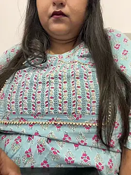 Snapshot of smile_pretty chatting on September 12, 4:07 pm smile pretty online show from September 12, 4:07 pm