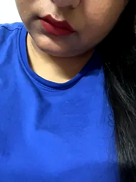 Snapshot of smile_pretty chatting on October 17, 7:05 pm smile pretty online show from October 17, 7:05 pm