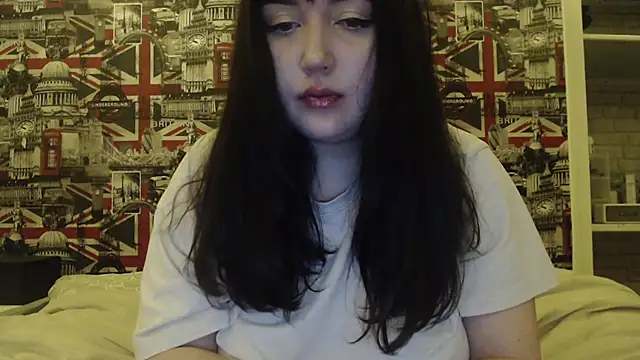 Lynylou online show from February 17, 3:14 am