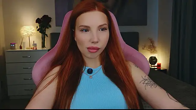 JudyWalkerr online show from March 13, 1:18 pm