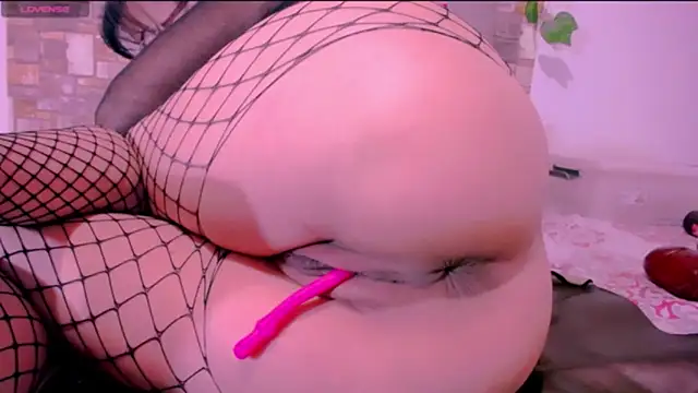 CrazyRousex online show from April 13, 3:50 pm