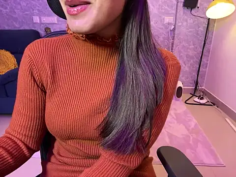 Snapshot of MidnightFlame chatting on December 20, 7:07 pm MidnightFlame online show from December 20, 7:07 pm