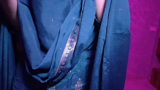 Snapshot of MidnightFlame chatting on September 13, 7:46 pm MidnightFlame online show from September 13, 7:46 pm