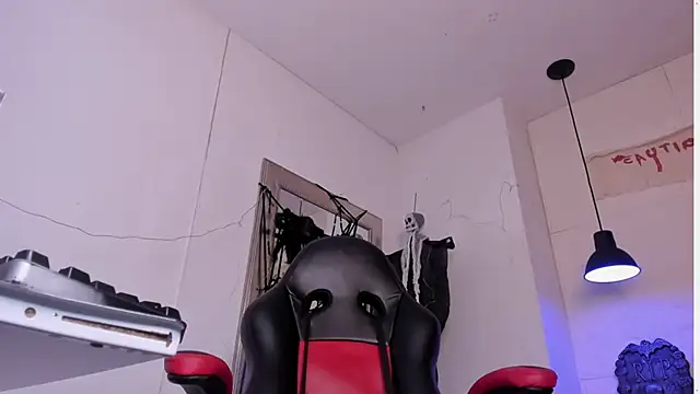 angel hardy dl online show from October 10, 12:04 pm