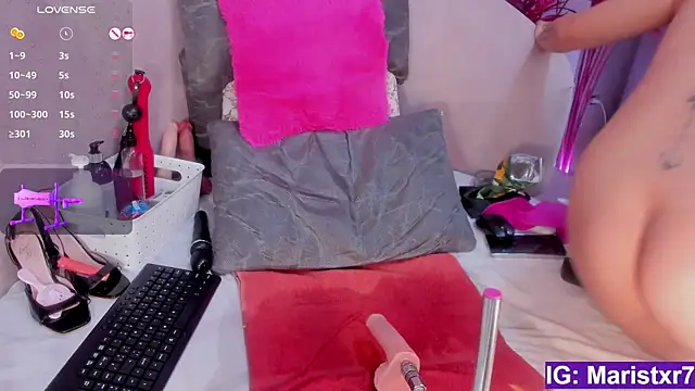 Maristxxr online show from March 13, 1:43 am