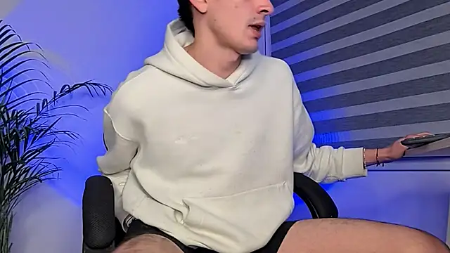 Snapshot of bastia_noooo chatting on September 15, 5:51 am bastia noooo online show from September 15, 5:51 am