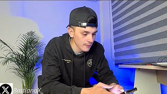 Snapshot of bastia_noooo chatting on October 13, 6:24 am bastia noooo online show from October 13, 6:24 am