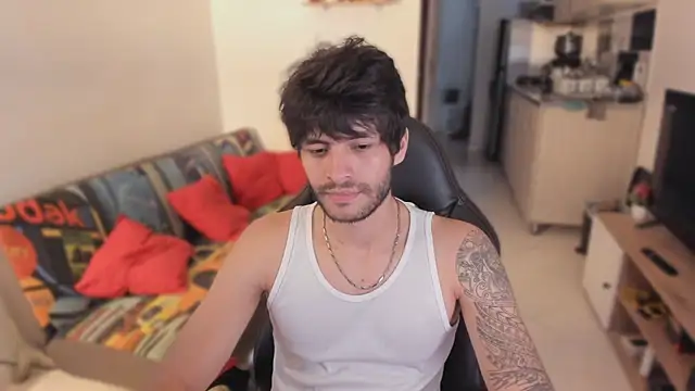 justin stark7 online show from October 28, 9:06 pm