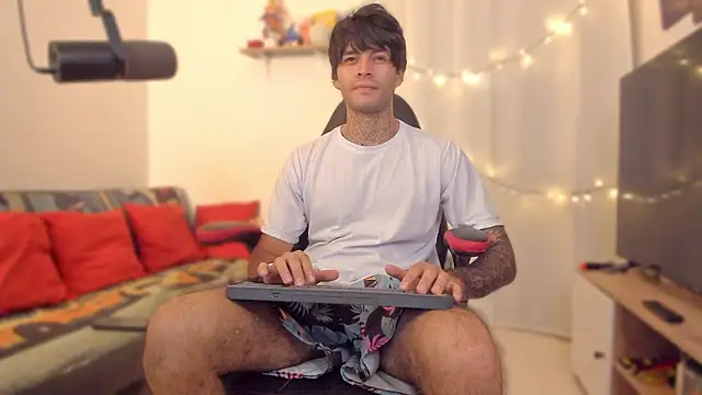 justin stark7 online show from February 14, 4:26 pm