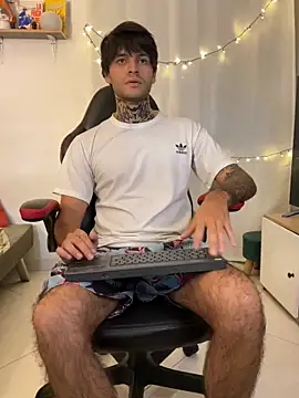 justin stark7 online show from March 5, 6:48 pm