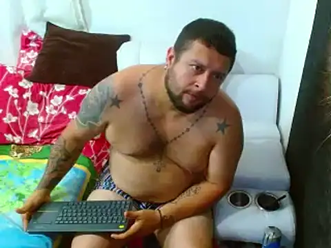 Snapshot of Michaell_Myerss_ chatting on March 21, 10:17 pm Michaell Myerss  online show from March 21, 10:17 pm