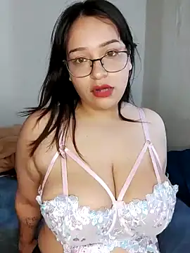 Angiee2001 online show from February 6, 9:17 pm