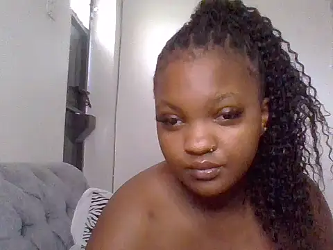 Snapshot of Ebony_butt chatting on August 4, 8:50 am Ebony butt online show from August 4, 8:50 am