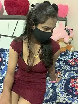 hottiess69 online show from January 26, 1:36 pm