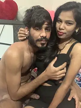 hottiess69 online show from February 10, 6:24 pm