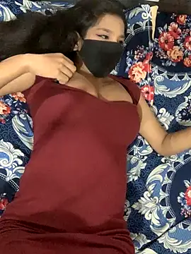 hottiess69 online show from September 26, 6:12 pm