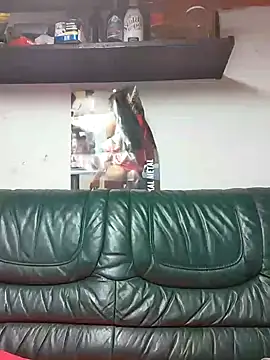 Snapshot of Rejtelmesest chatting on January 5, 12:53 pm Rejtelmesest online show from January 5, 12:53 pm