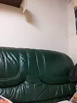 Snapshot of Rejtelmesest chatting on January 16, 10:23 pm Rejtelmesest online show from January 16, 10:23 pm