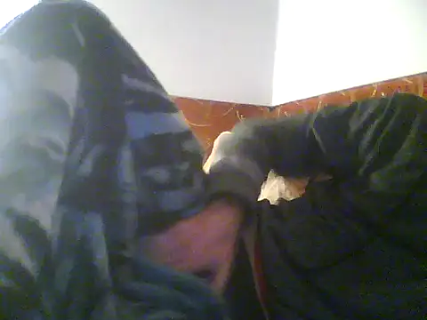 Snapshot of Rejtelmesest chatting on November 4, 8:52 pm Rejtelmesest online show from November 4, 8:52 pm