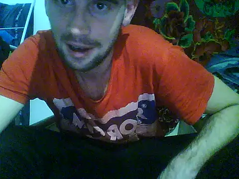 Snapshot of Rejtelmesest chatting on November 6, 8:54 pm Rejtelmesest online show from November 6, 8:54 pm