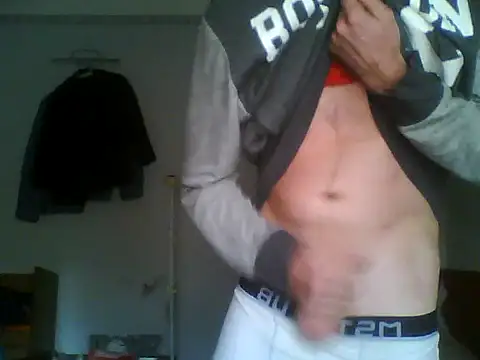 Snapshot of Rejtelmesest chatting on November 8, 8:03 am Rejtelmesest online show from November 8, 8:03 am