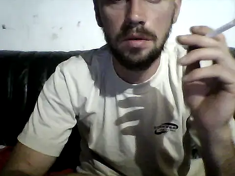 Snapshot of Rejtelmesest chatting on May 24, 8:36 pm Rejtelmesest online show from May 24, 8:36 pm