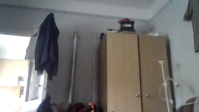 Snapshot of Rejtelmesest chatting on June 1, 9:11 am Rejtelmesest online show from June 1, 9:11 am