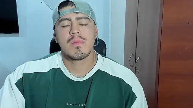 Baltazar Dupont online show from January 17, 9:14 am