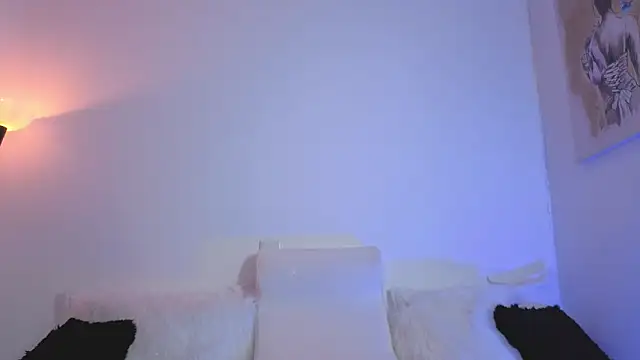 Snapshot of Cristel_Boom chatting on April 23, 11:53 am Cristel Boom online show from April 23, 11:53 am