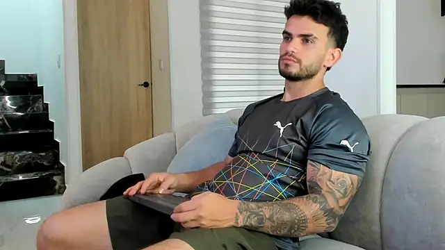 Ricardogo19 online show from March 3, 12:55 pm