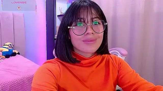 LoaLuxury online show from March 7, 4:44 pm