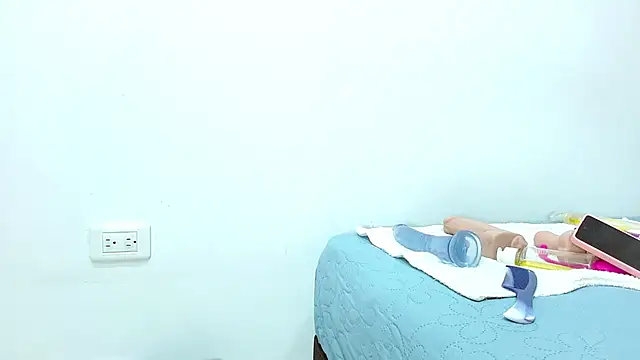 Snapshot of JuanitaDelMar chatting on February 14, 8:10 am JuanitaDelMar online show from February 14, 8:10 am