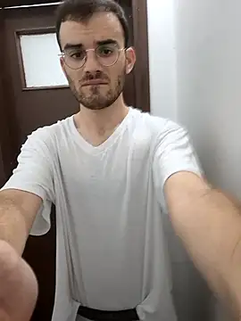 Snapshot of erikamavrik chatting on March 17, 5:38 pm erikamavrik online show from March 17, 5:38 pm