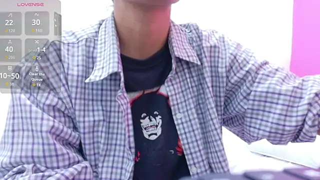 yourcuteneighbourr online show from December 18, 3:01 am