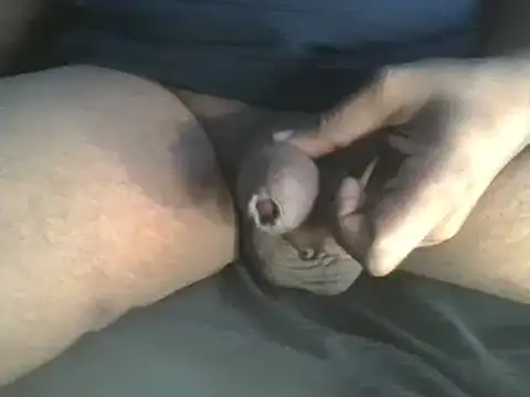 Snapshot of sllife chatting on January 8, 11:54 am sllife online show from January 8, 11:54 am