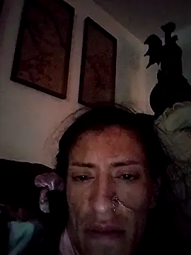 gurlnips online show from February 3, 6:46 pm